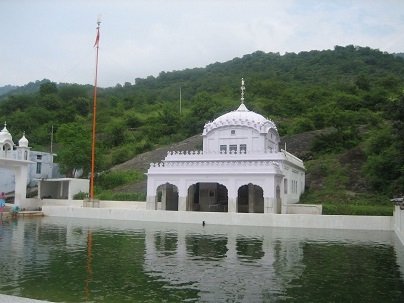 Gurdwara Sri Triveni Sahib Guru Ka Lahore